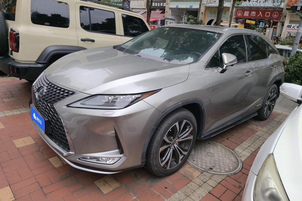 Lexus RX 2020 — фото автомобиля