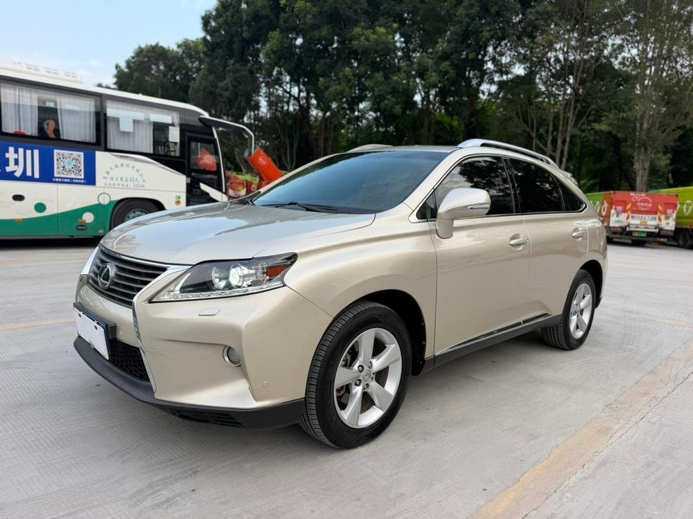 Lexus RX Classic 2013 — фото автомобиля 1