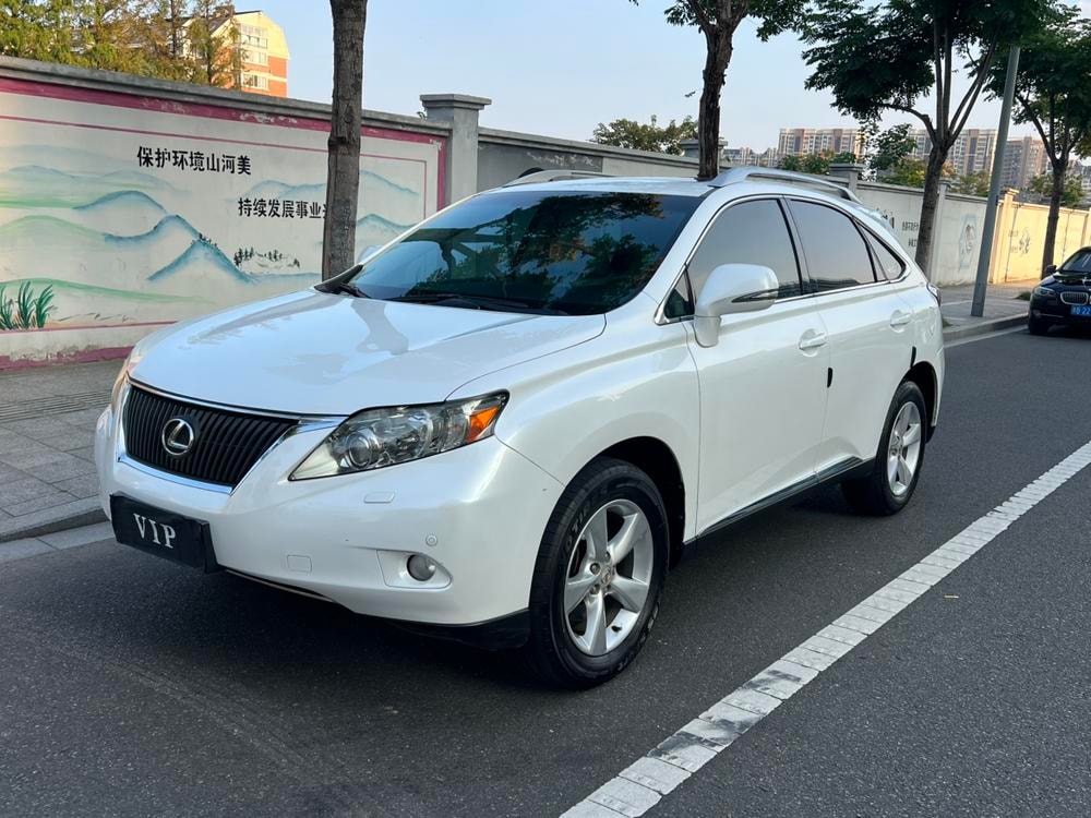 Lexus RX Classic 2011 — фото автомобиля
