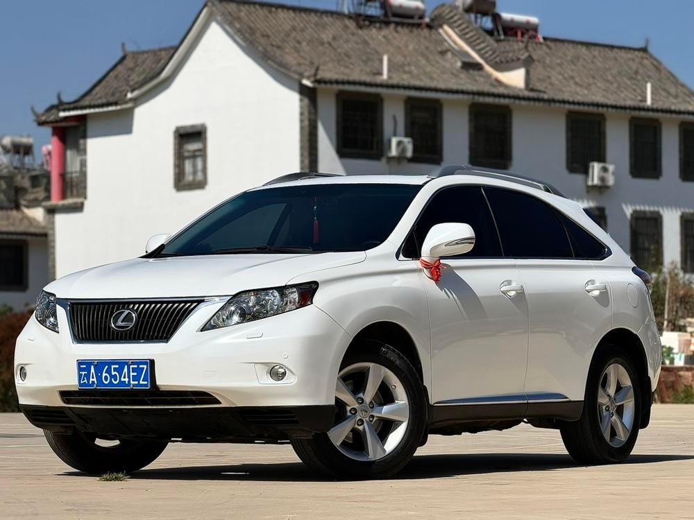 Lexus RX Classic 2011 — фото автомобиля