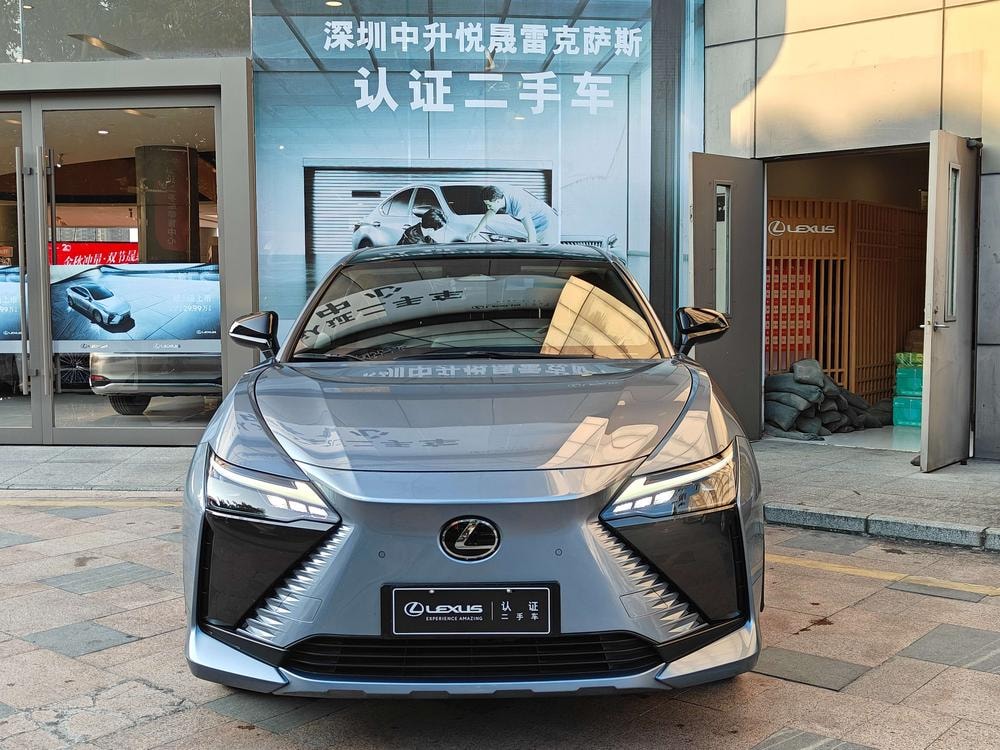 Lexus RZ 2023 — фото автомобиля