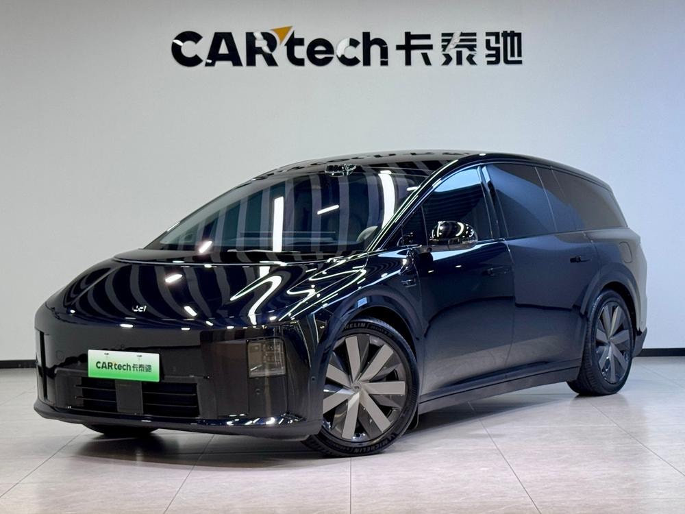 Li Auto i8 2025 — фото автомобиля