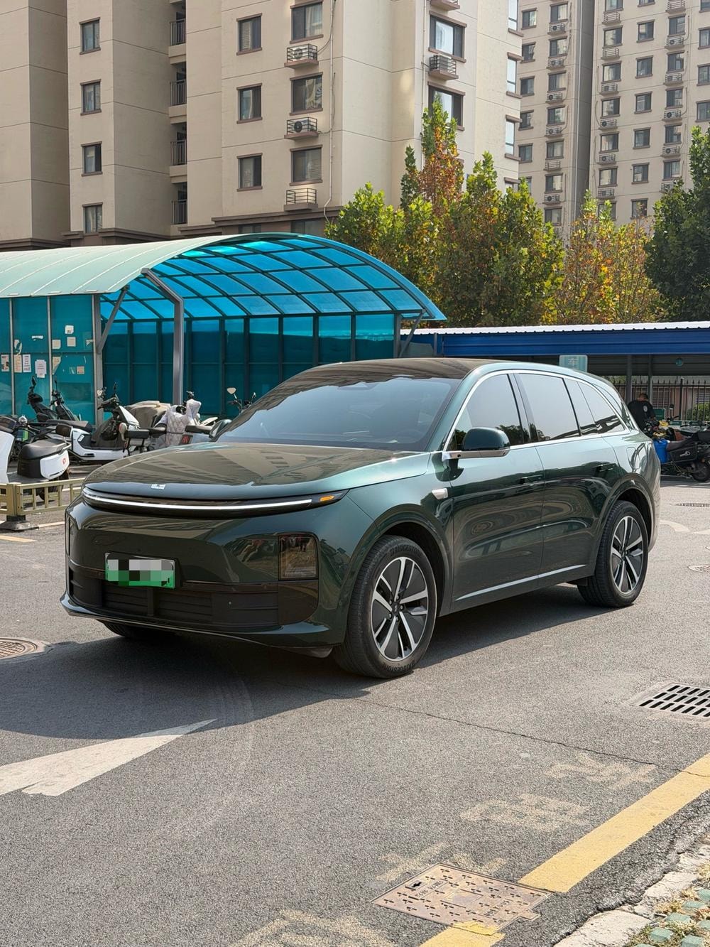 Li Auto L6 2024 — фото автомобиля