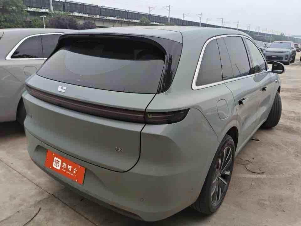 Li Auto L6 2025 — фото автомобиля 1