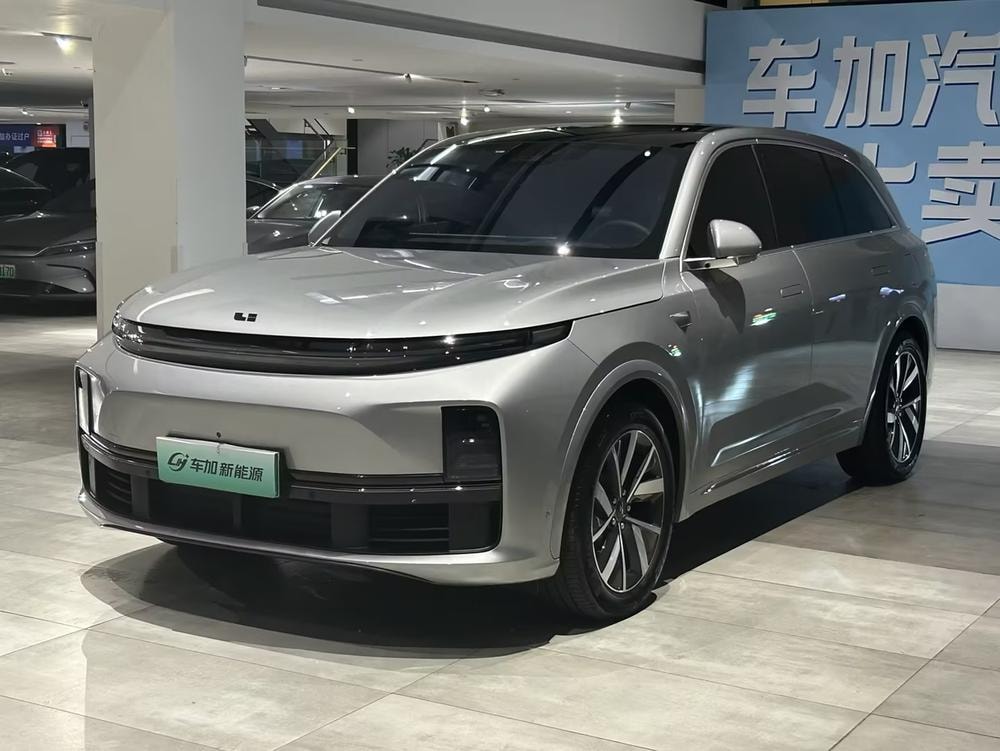 Li Auto L7 2023 — фото автомобиля 1