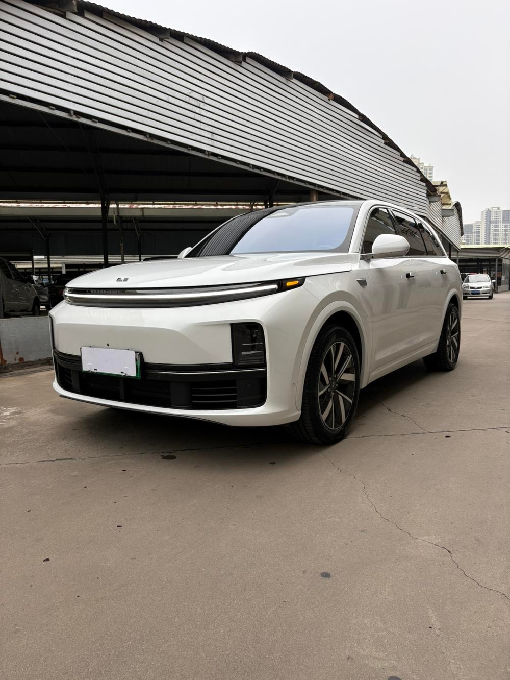 Li Auto L7 2023 — фото автомобиля