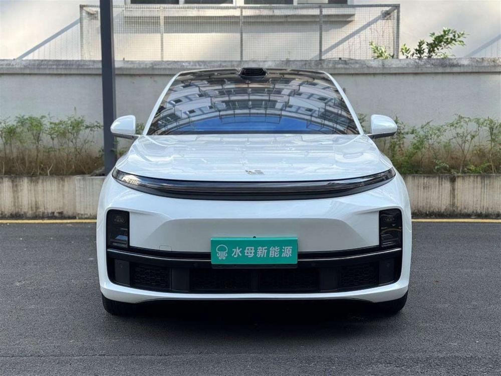 Li Auto L7 2023 — фото автомобиля