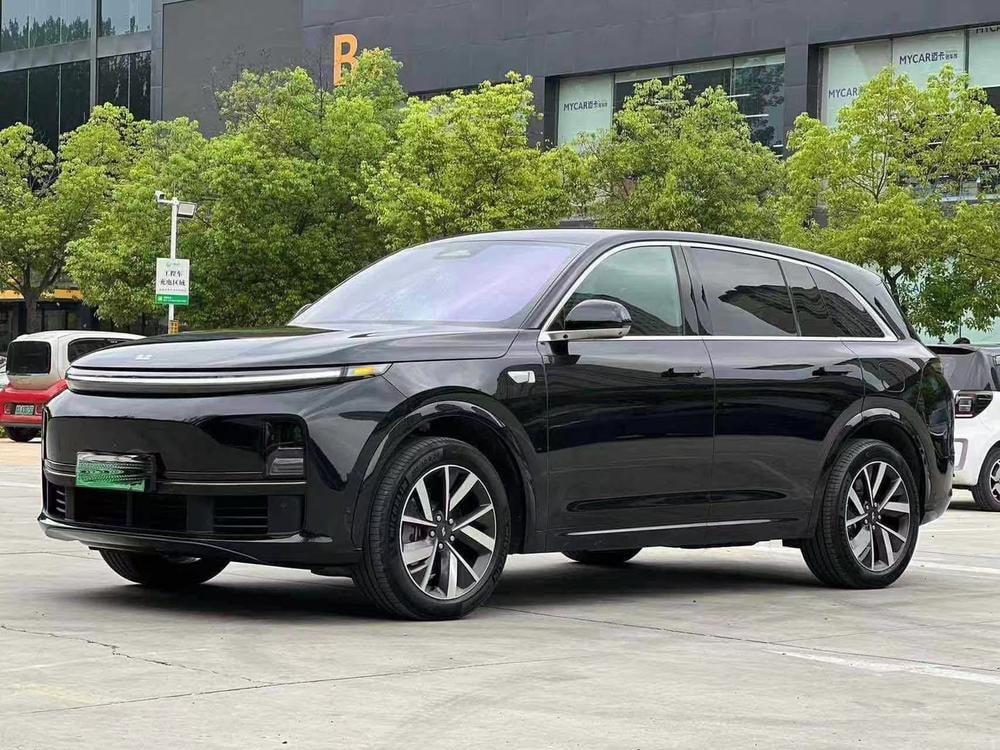 Li Auto L7 2023 — фото автомобиля