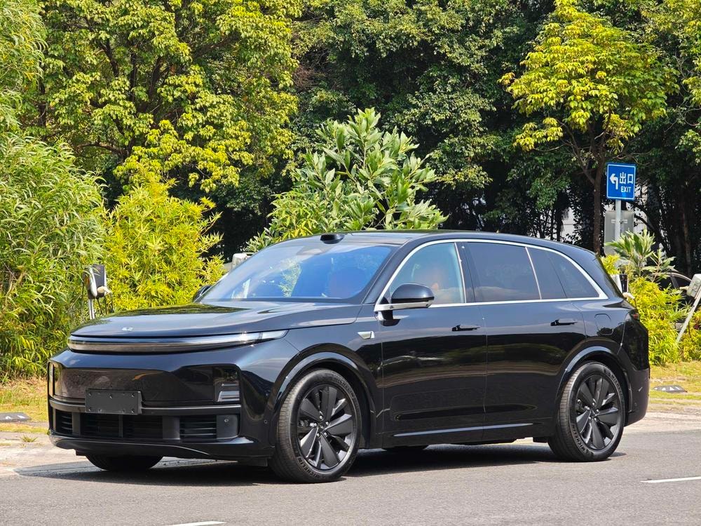 Li Auto L7 2025 — фото автомобиля