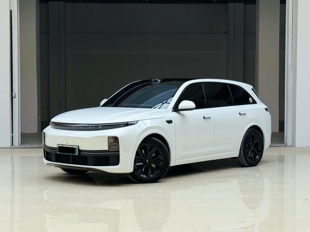 Li Auto L7 2023 — фото автомобиля