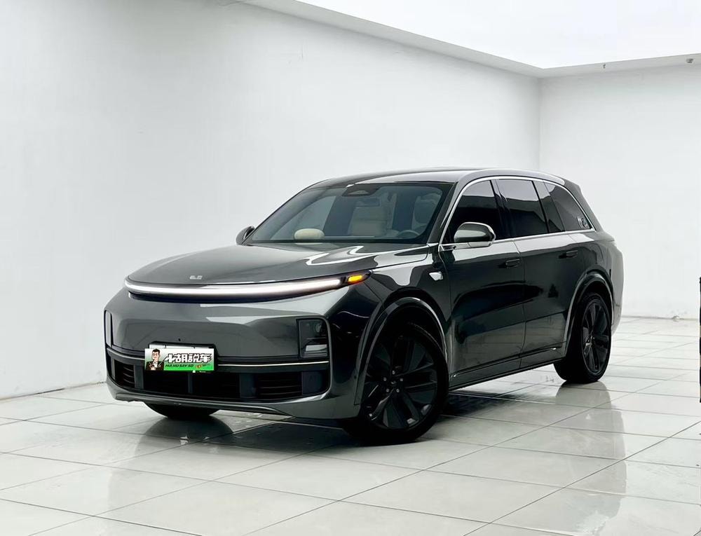Li Auto L8 2024 — фото автомобиля