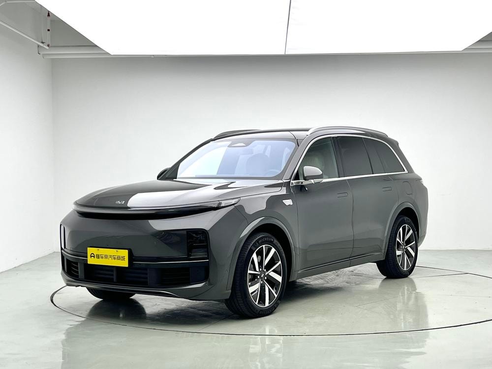 Li Auto L8 2023 — фото автомобиля