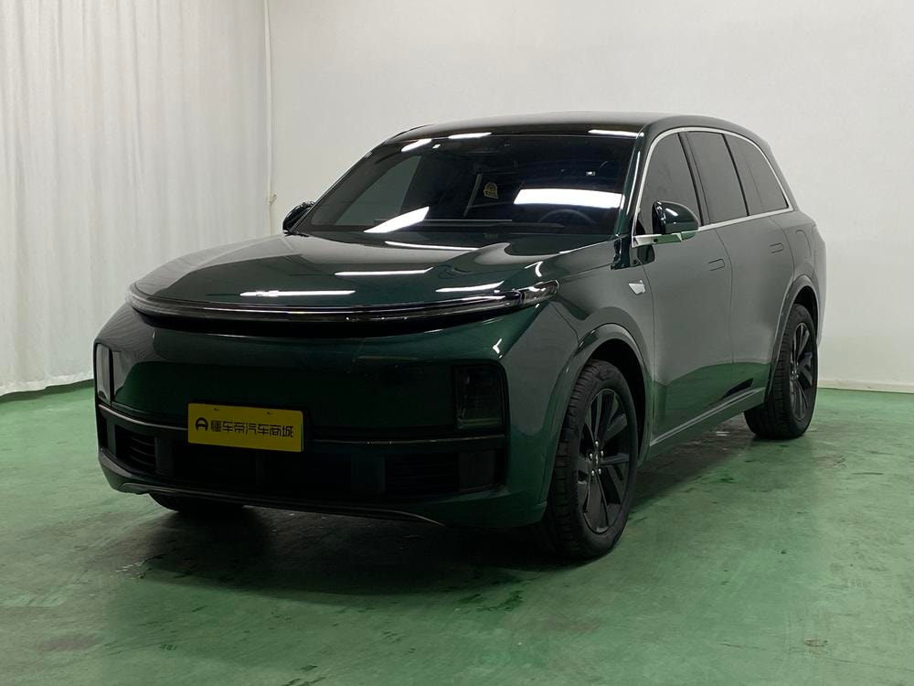Li Auto L8 2023 — фото автомобиля