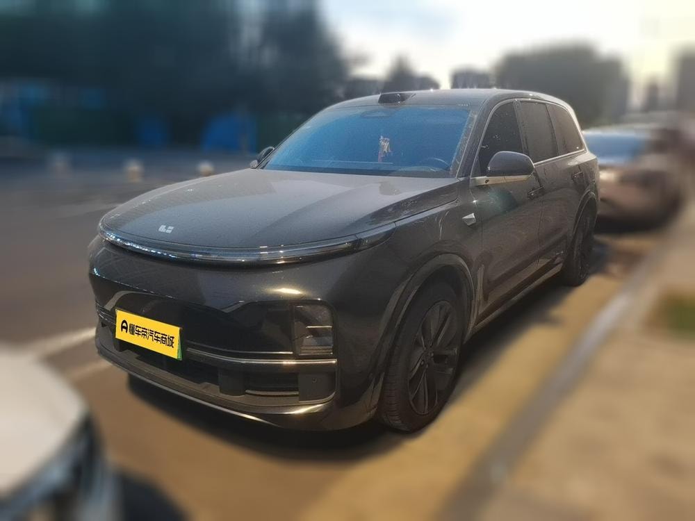 Li Auto L9 2022 — фото автомобиля 1