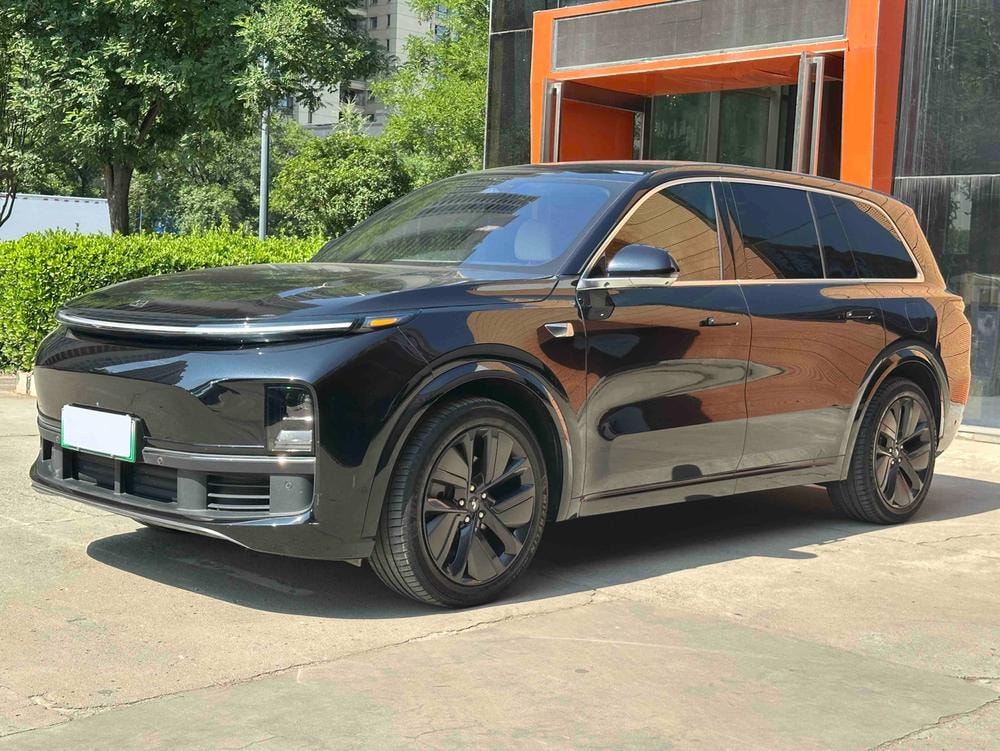 Li Auto L9 2023 — фото автомобиля