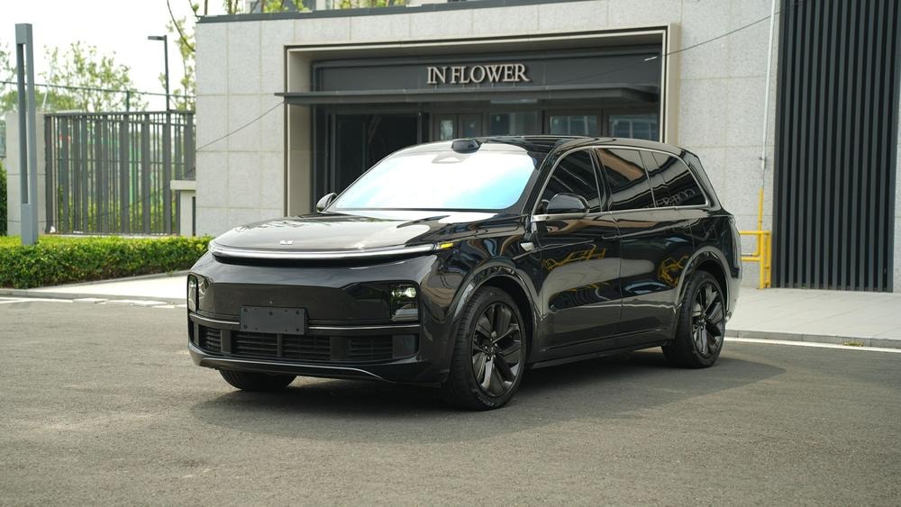 Li Auto L9 2022 — фото автомобиля