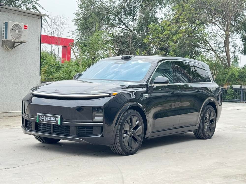 Li Auto L9 2022 — фото автомобиля