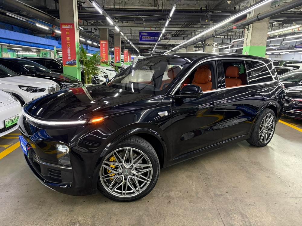 Li Auto L9 2023 — фото автомобиля