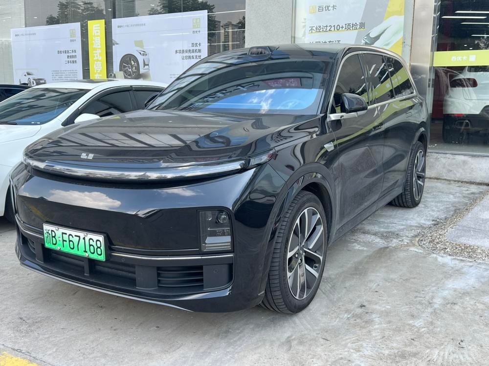 Li Auto L9 2024 — фото автомобиля