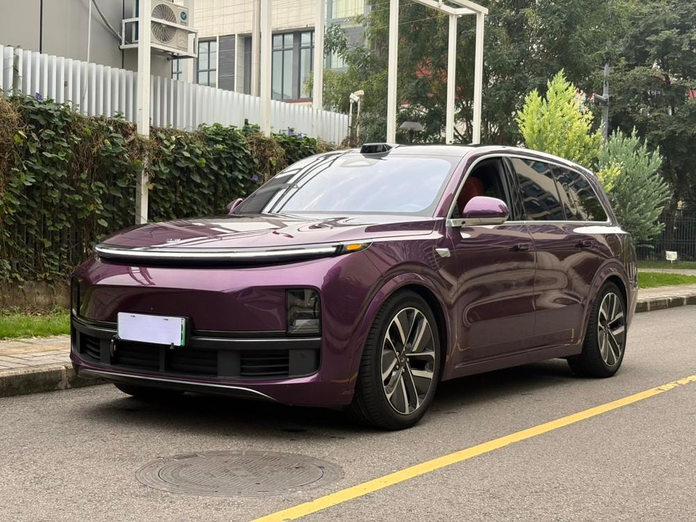 Li Auto L9 2022 — фото автомобиля