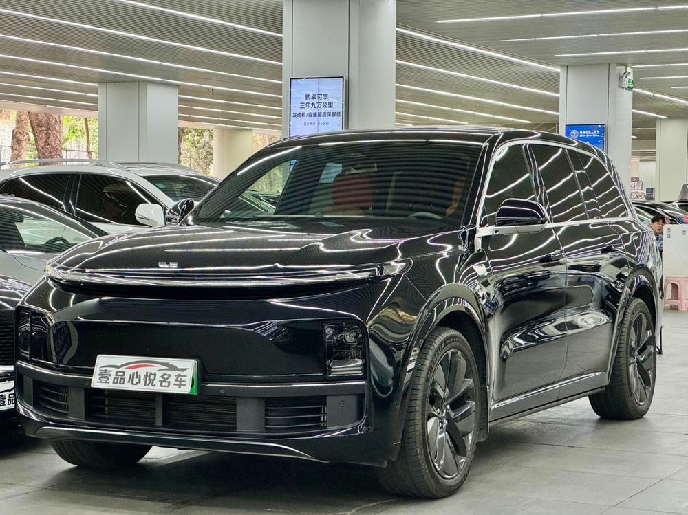 Li Auto L9 2024 — фото автомобиля