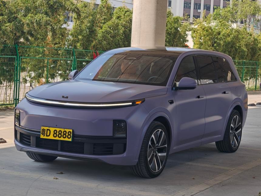 Li Auto L9 2023 — фото автомобиля