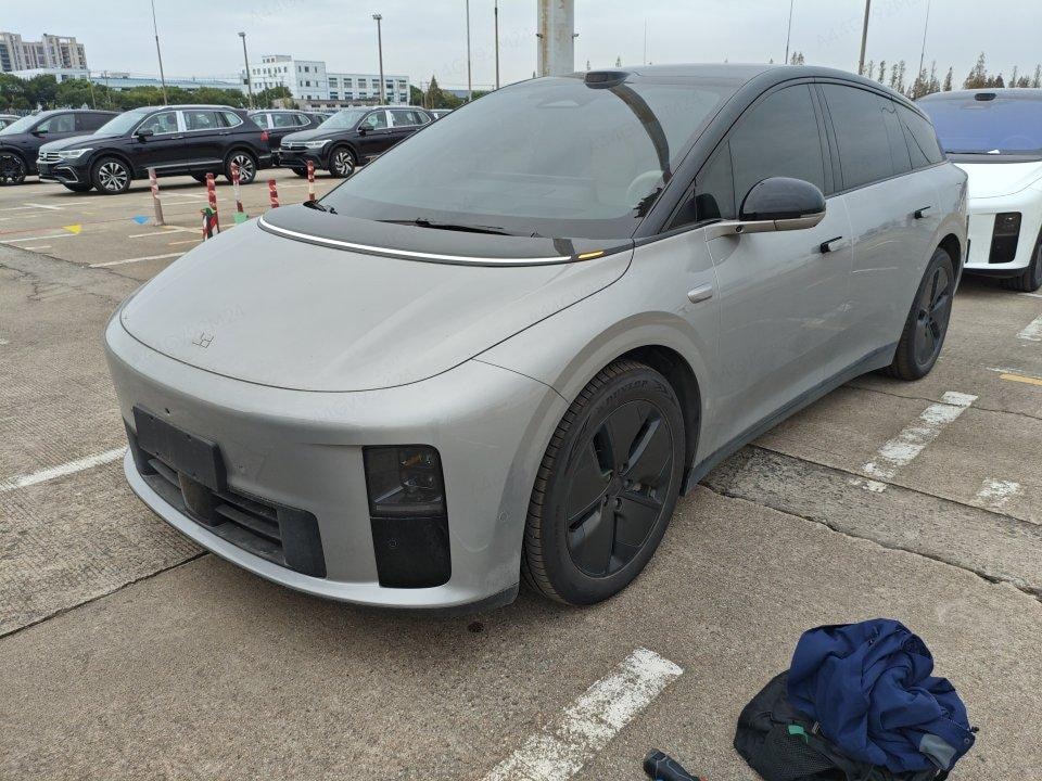 Li Auto Li i6 2025 — фото автомобиля