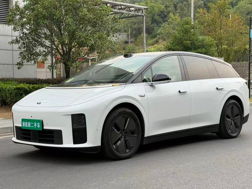 Li Auto Li i6 2025 — фото автомобиля