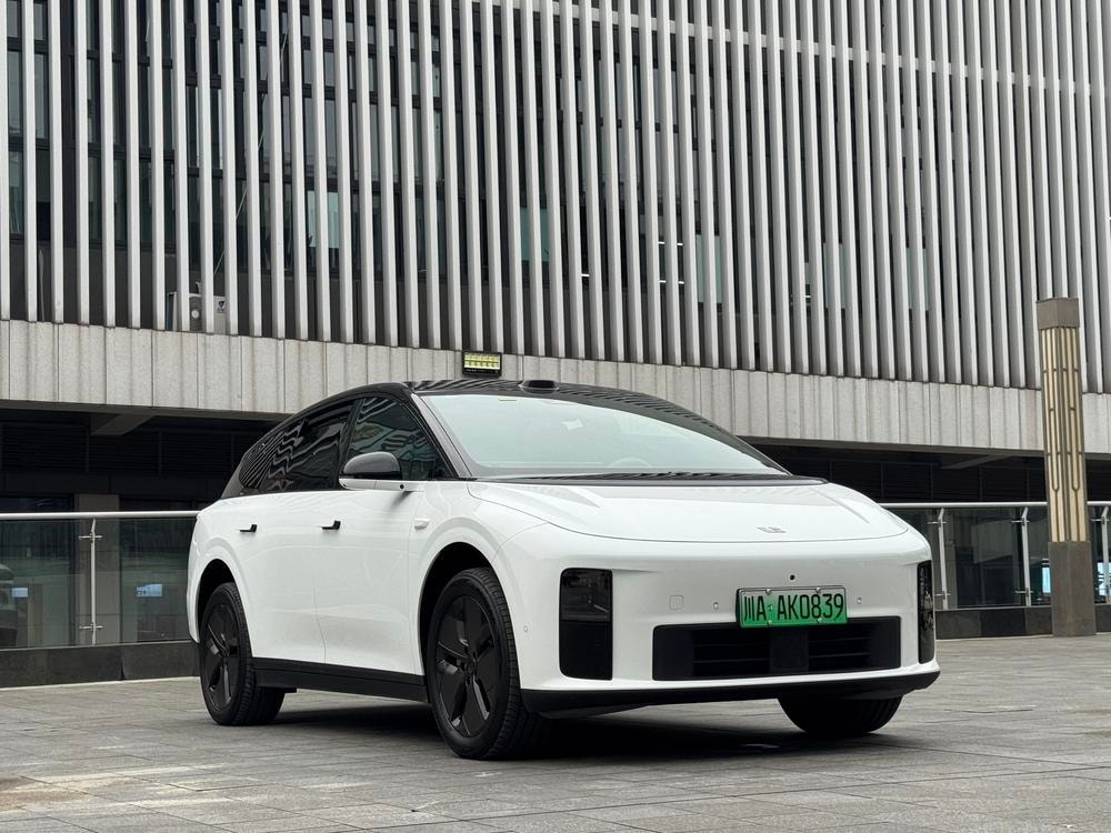 Li Auto Li i6 2025 — фото автомобиля