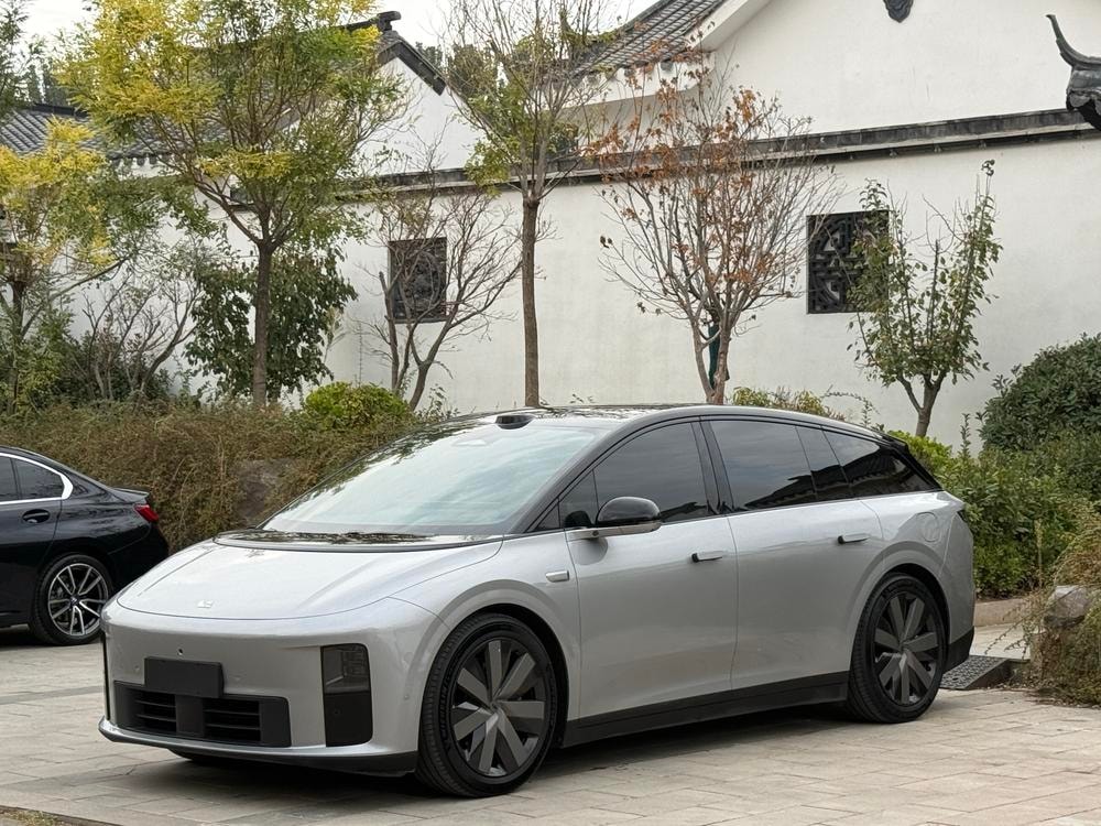 Li Auto Li i6 2025 — фото автомобиля