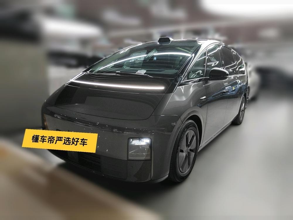 Li Auto MEGA 2024 — фото автомобиля