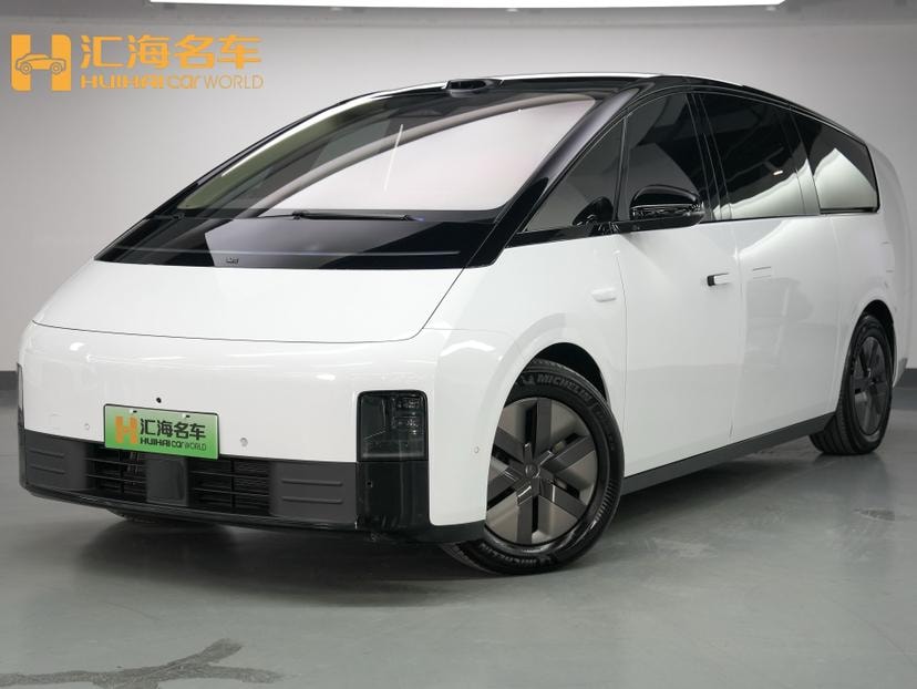 Li Auto MEGA 2025 — фото автомобиля