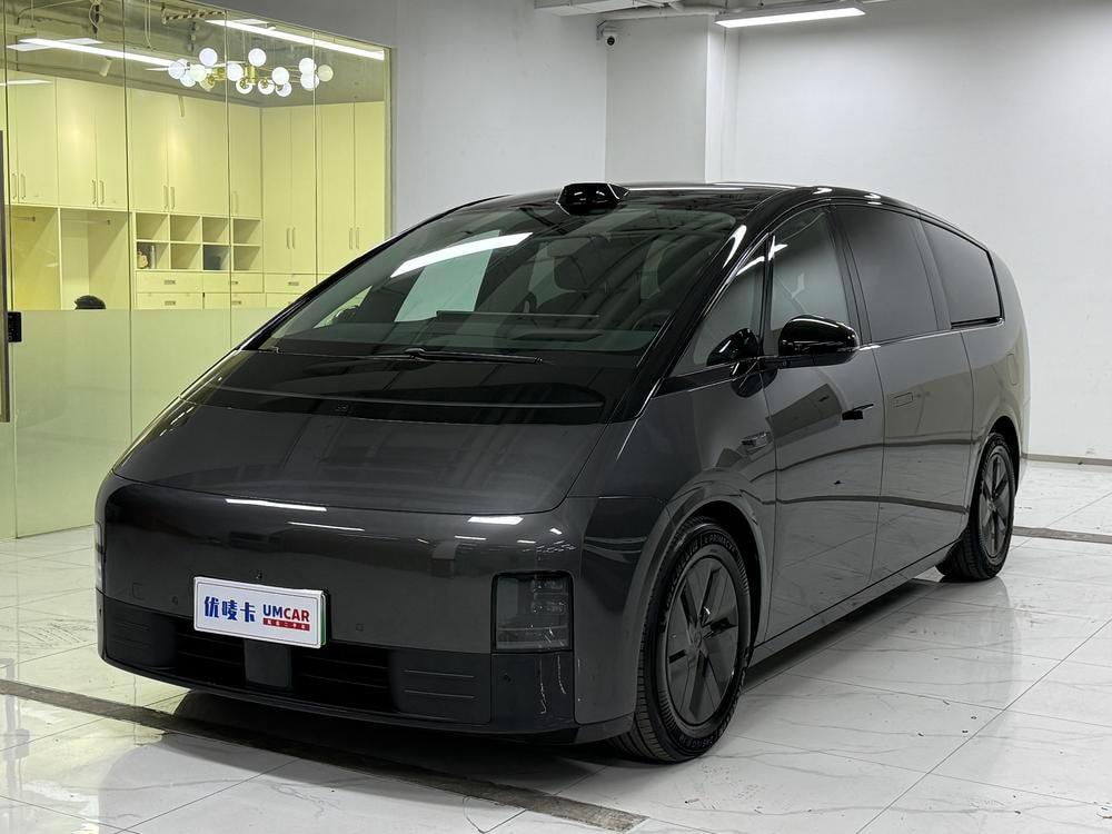 Li Auto MEGA 2024 — фото автомобиля