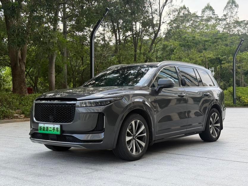 Li Auto ONE 2020 — фото автомобиля 1
