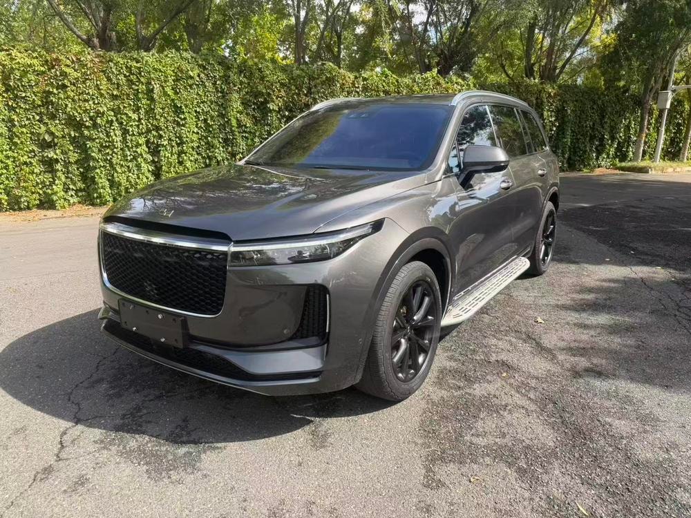 Li Auto ONE 2020 — фото автомобиля