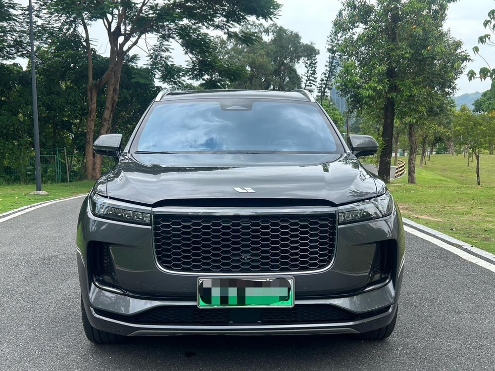 Li Auto ONE 2021 — фото автомобиля 1