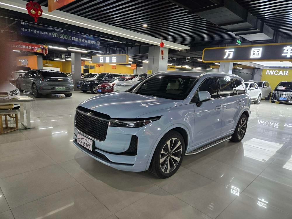 Li Auto ONE 2020 — фото автомобиля 1
