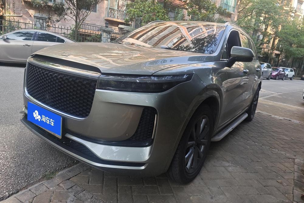 Li Auto ONE 2020 — фото автомобиля