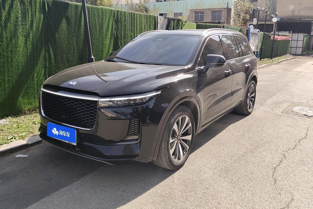 Li Auto ONE 2021 — фото автомобиля