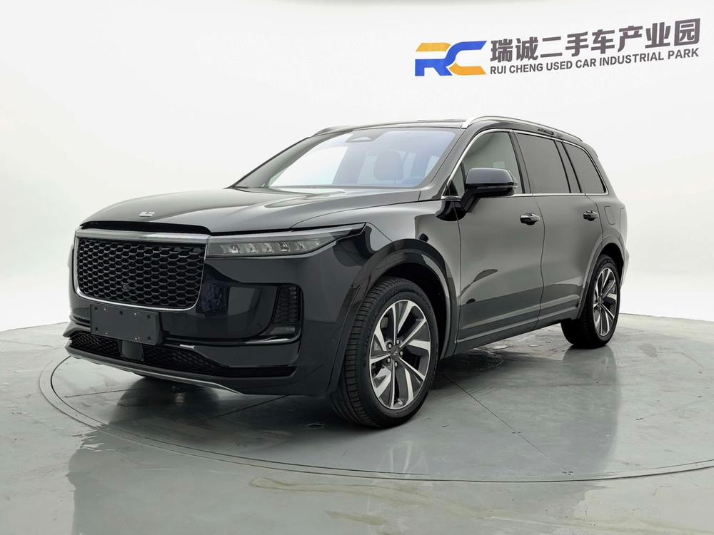 Li Auto ONE 2021 — фото автомобиля 1