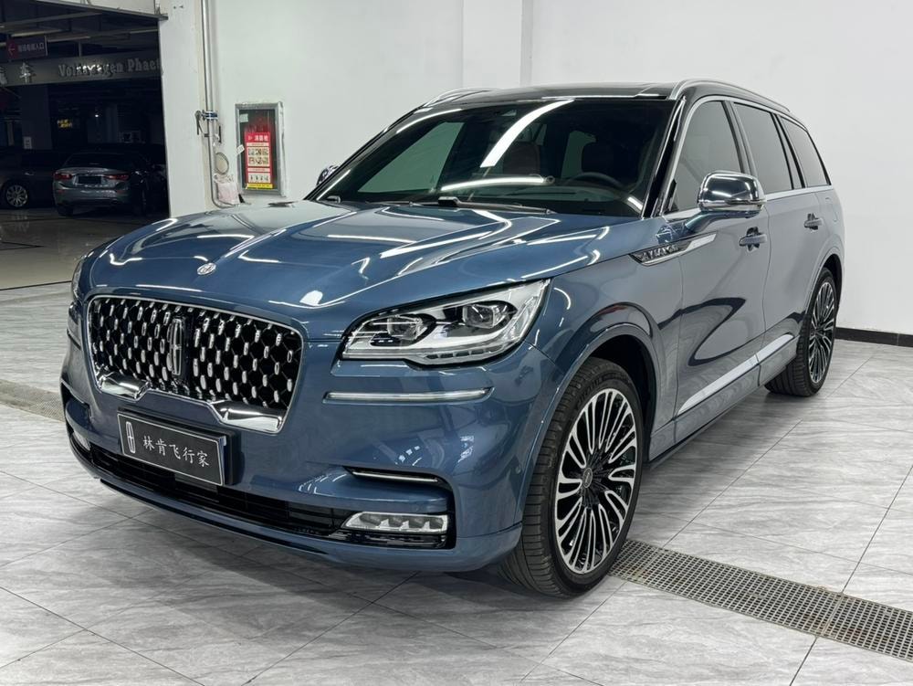 Lincoln Aviator 2020 — фото автомобиля 1