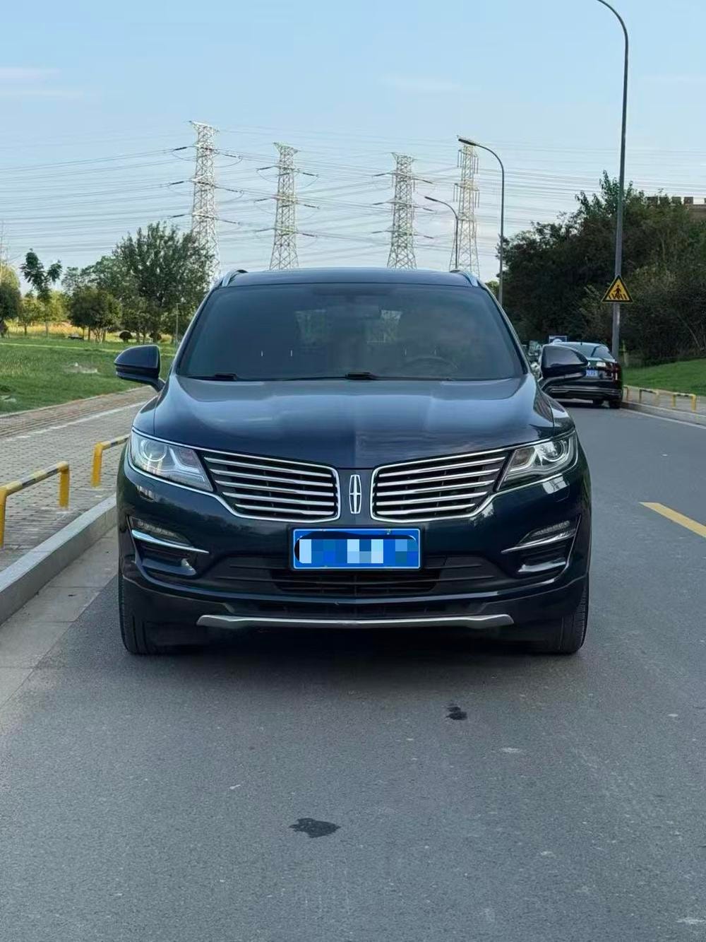 Lincoln MKC 2017 — фото автомобиля 1
