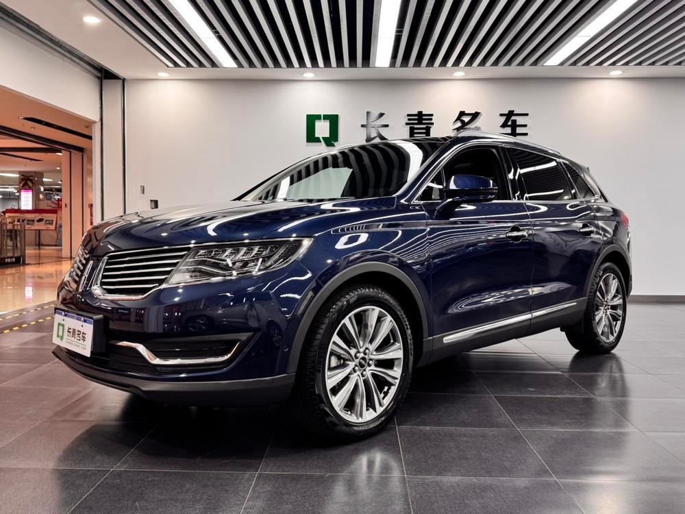 Lincoln MKX 2018 — фото автомобиля 1