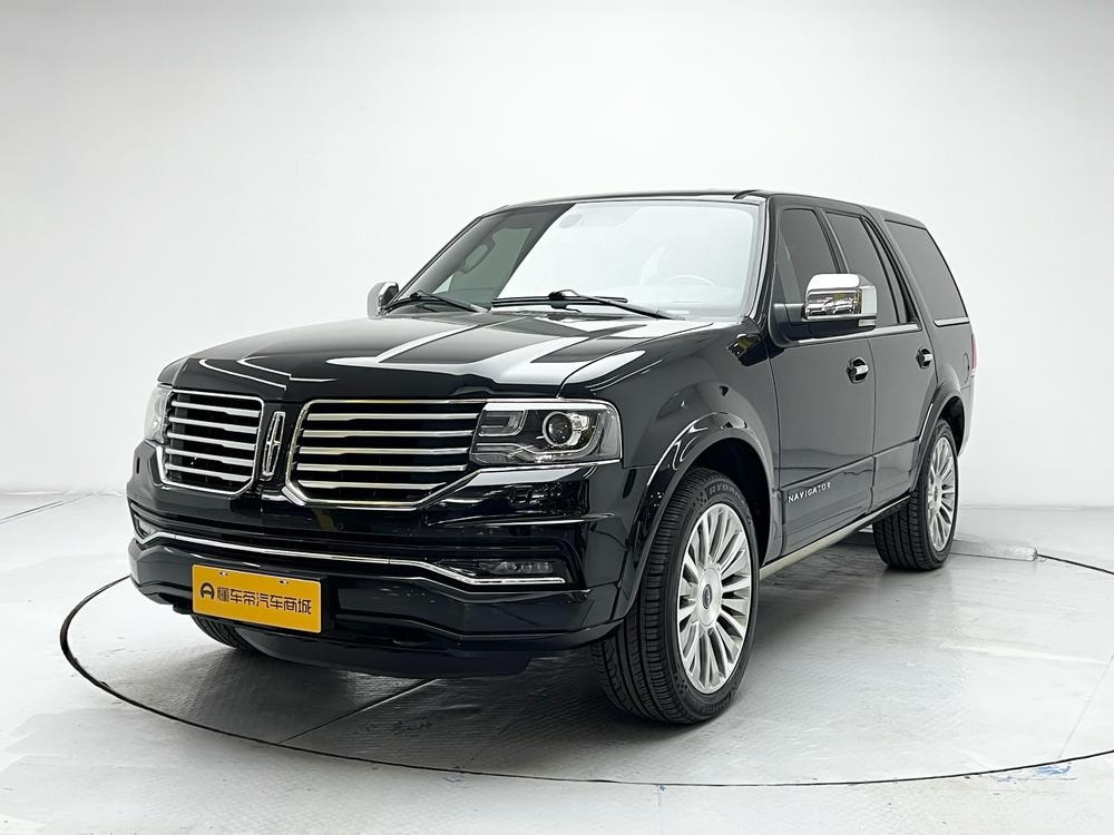 Lincoln Navigator 2016 — фото автомобиля