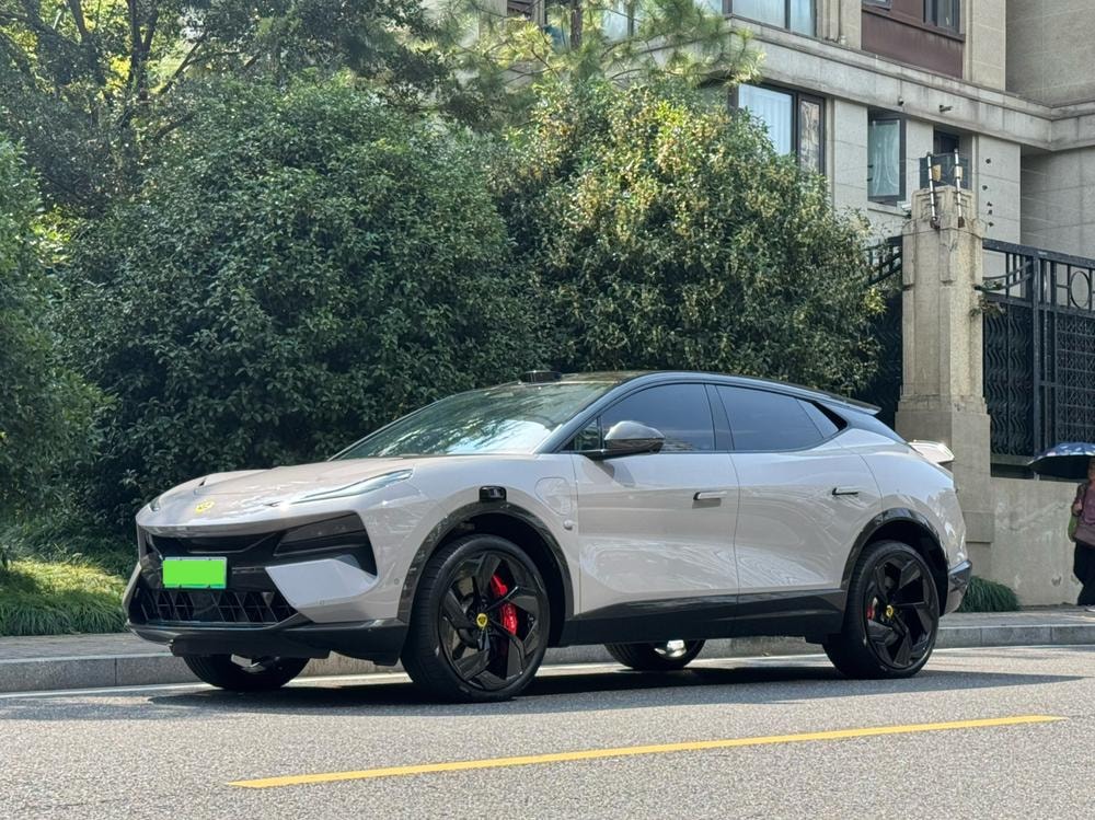 Lotus Cars Eletre 2023 — фото автомобиля