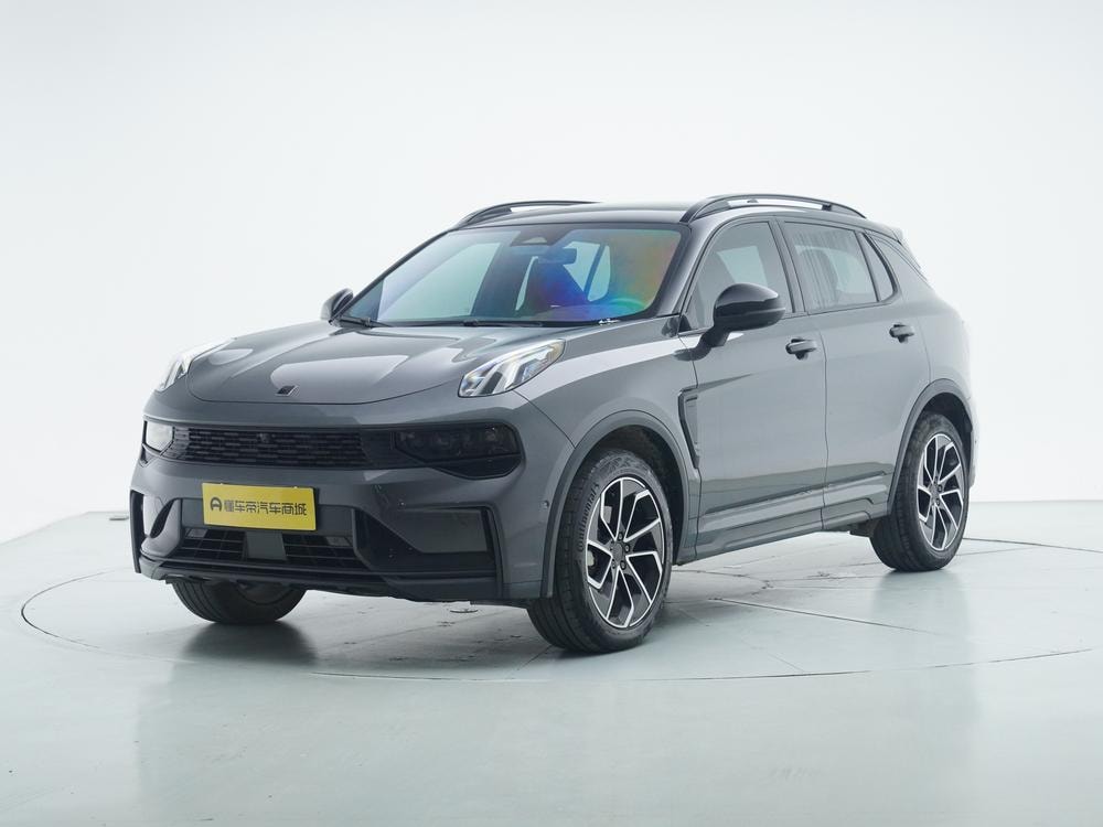 Lynk & Co 01 2023 — фото автомобиля 1