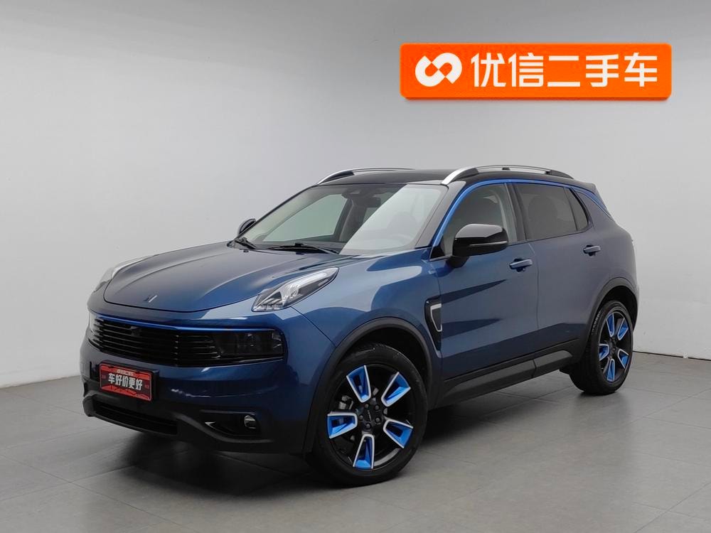 Lynk & Co 01 2019 — фото автомобиля