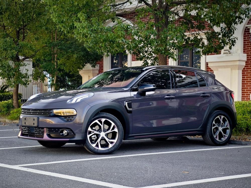 Lynk & Co 02 PHEV 2019 — фото автомобиля