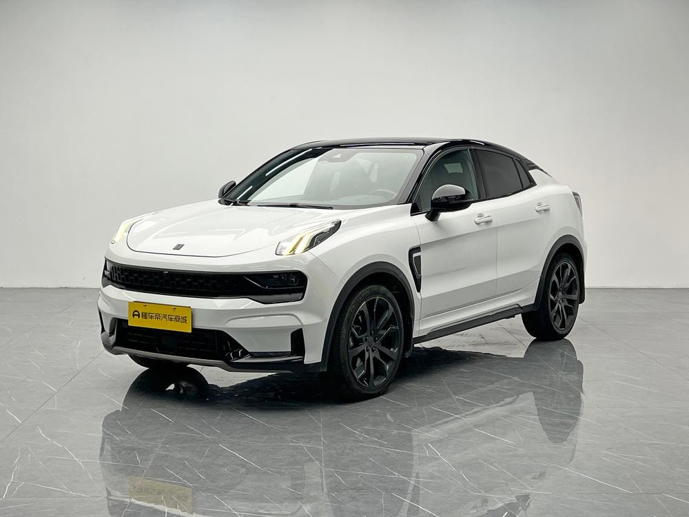 Lynk & Co 05 2020 — фото автомобиля