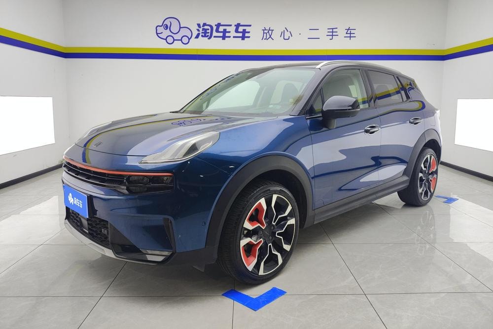 Lynk & Co 06 2020 — фото автомобиля 1